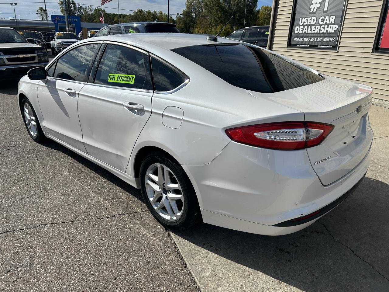 Ford Fusion 4dr Sdn SE FWD 2016