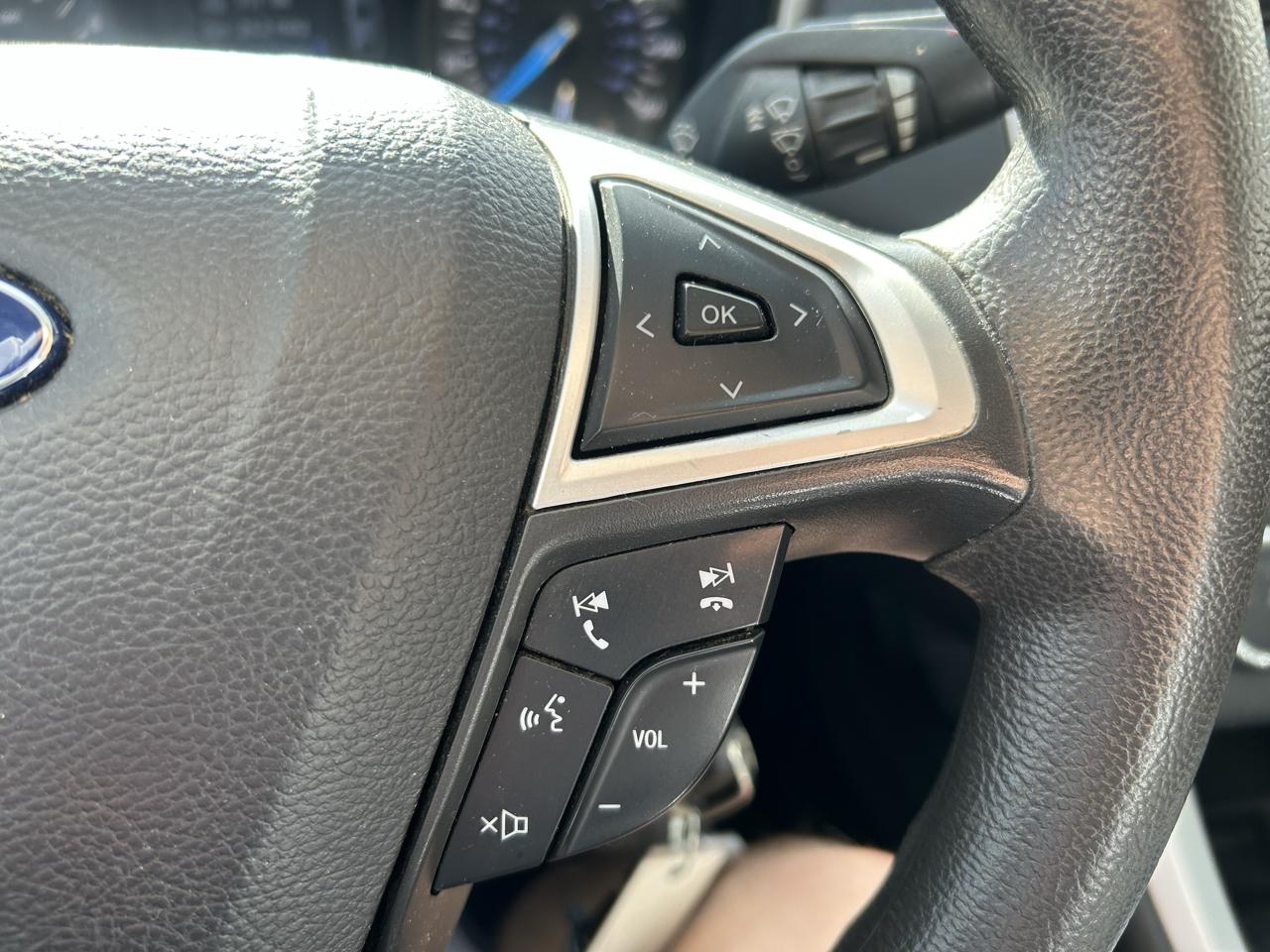 Ford Fusion 4dr Sdn SE FWD 2016