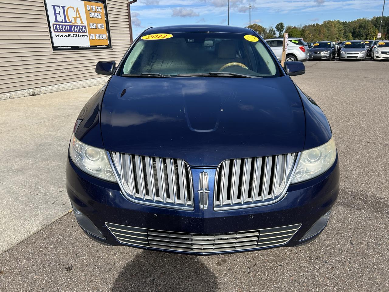 Lincoln MKS 4dr Sdn 3.5L AWD w/EcoBoost 2011
