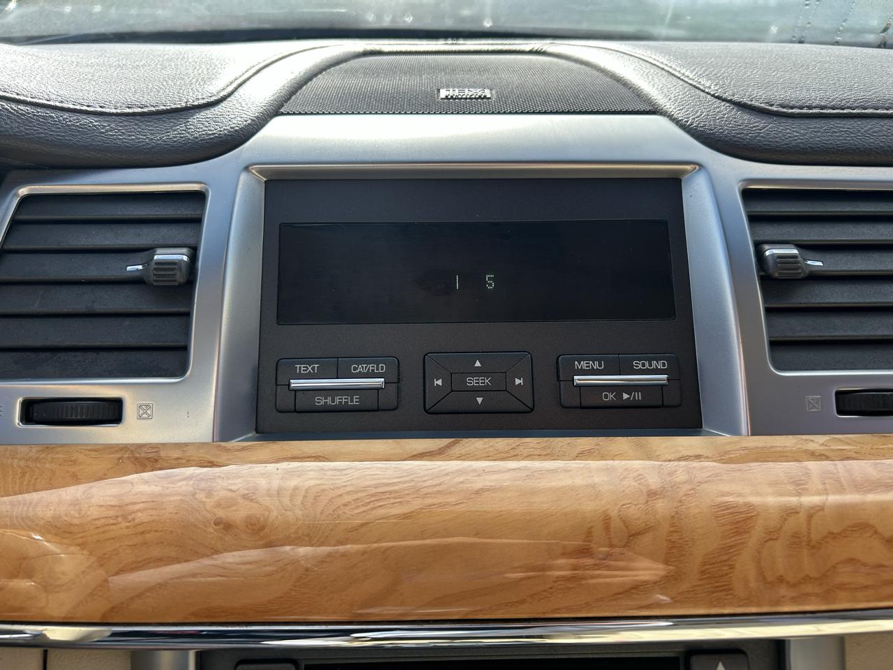 Lincoln MKS 4dr Sdn 3.5L AWD w/EcoBoost 2011