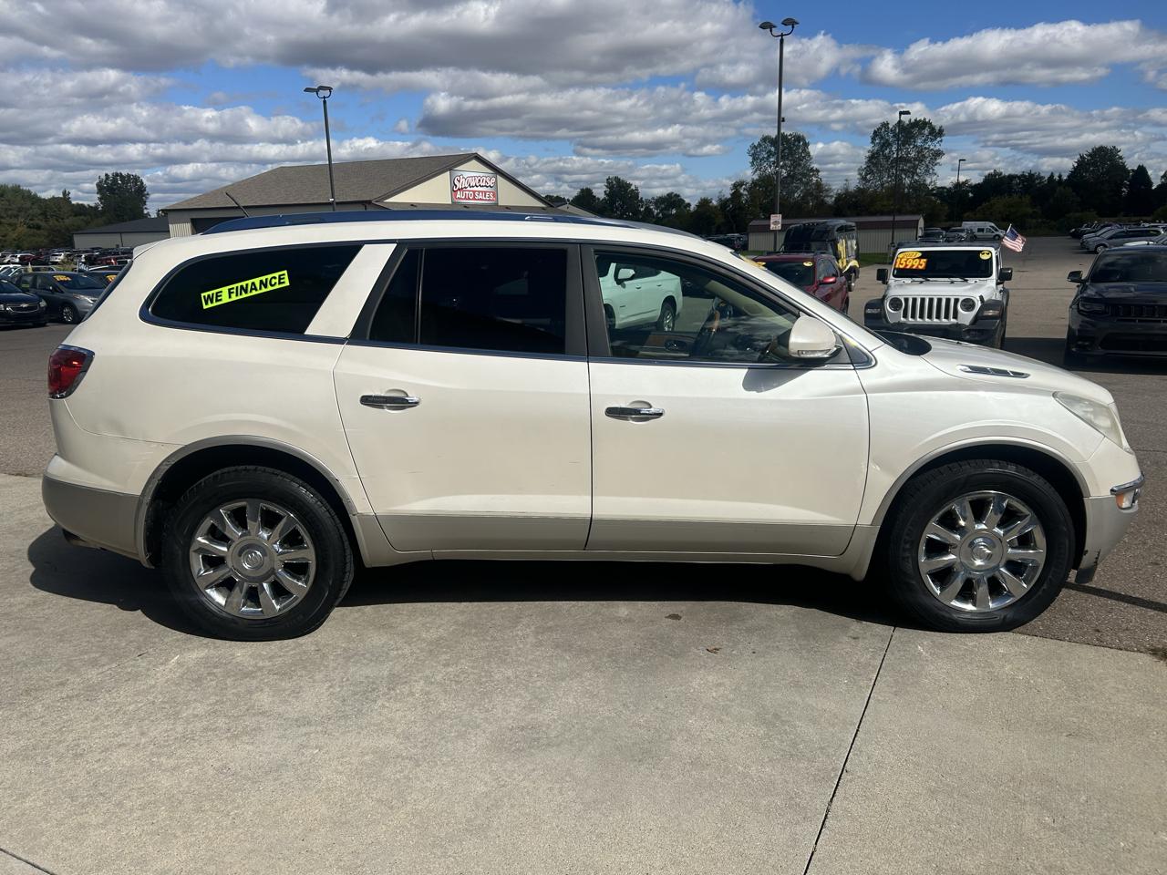 Buick Enclave FWD 4dr Leather 2012