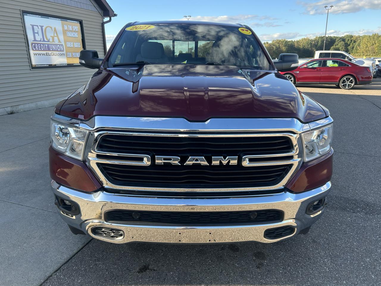 RAM 1500 Big Horn 4x4 Crew Cab 5'7" Box 2021