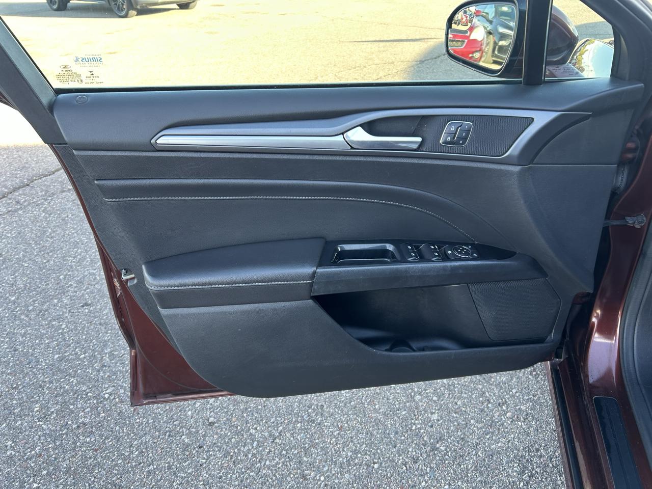 Ford Fusion 4dr Sdn Titanium FWD 2015
