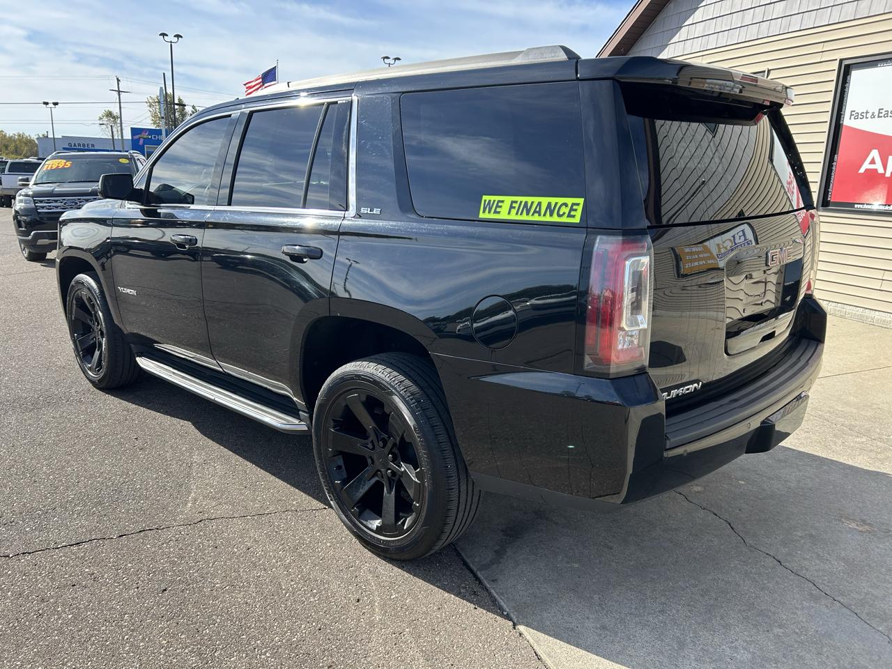 GMC Yukon 4WD 4dr SLE 2018