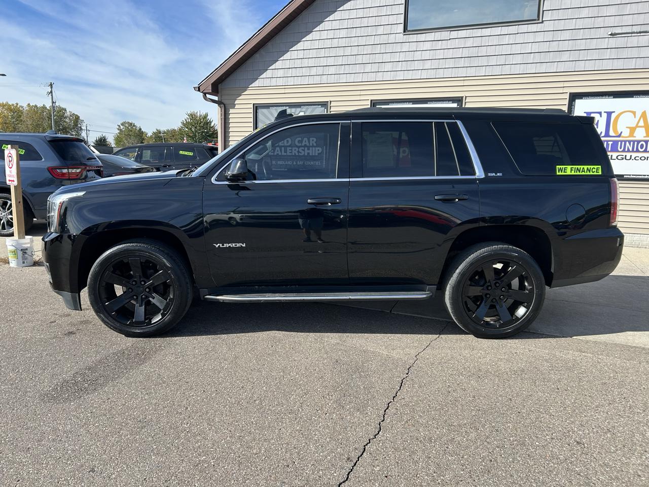 GMC Yukon 4WD 4dr SLE 2018