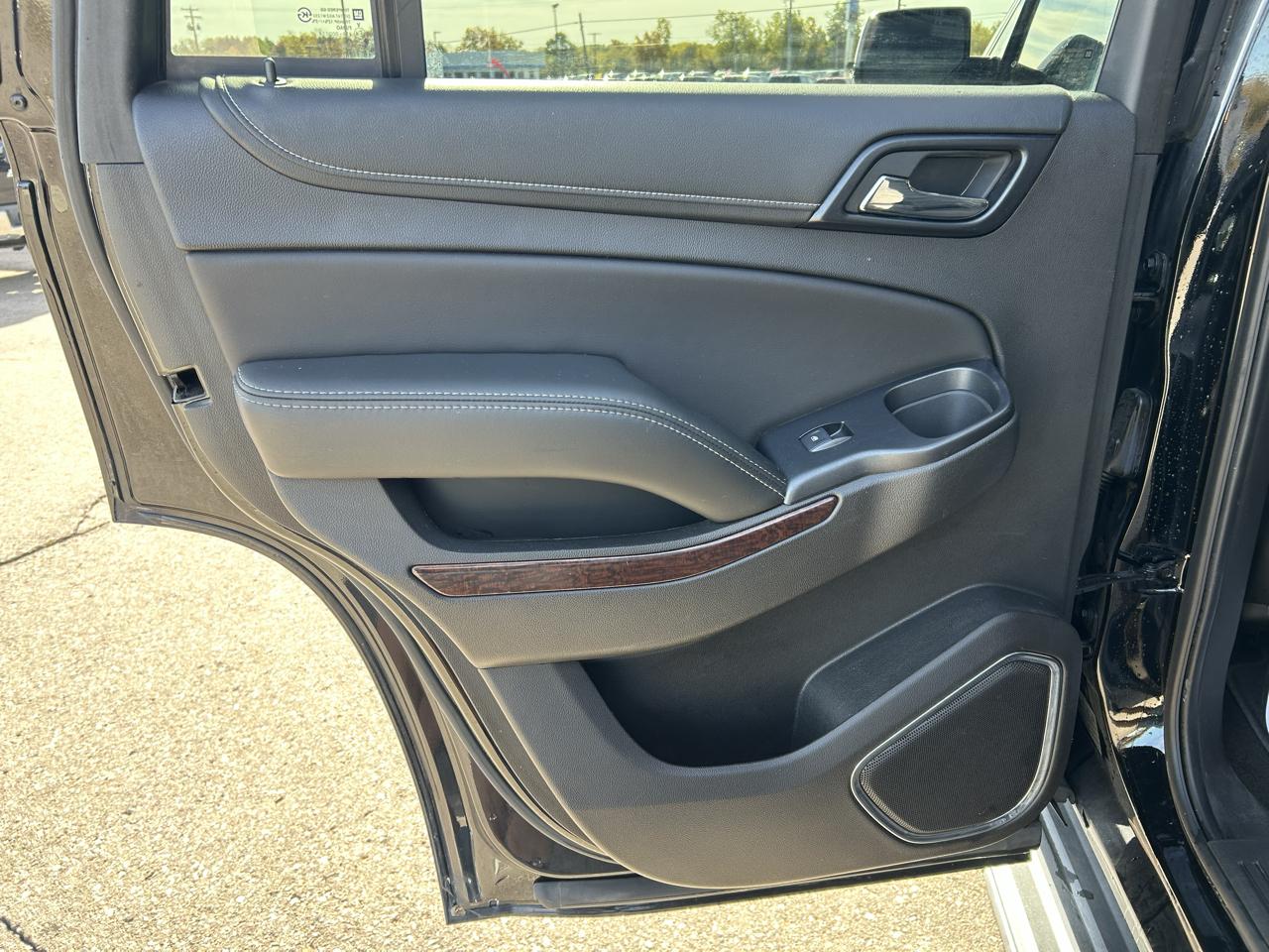 GMC Yukon 4WD 4dr SLE 2018