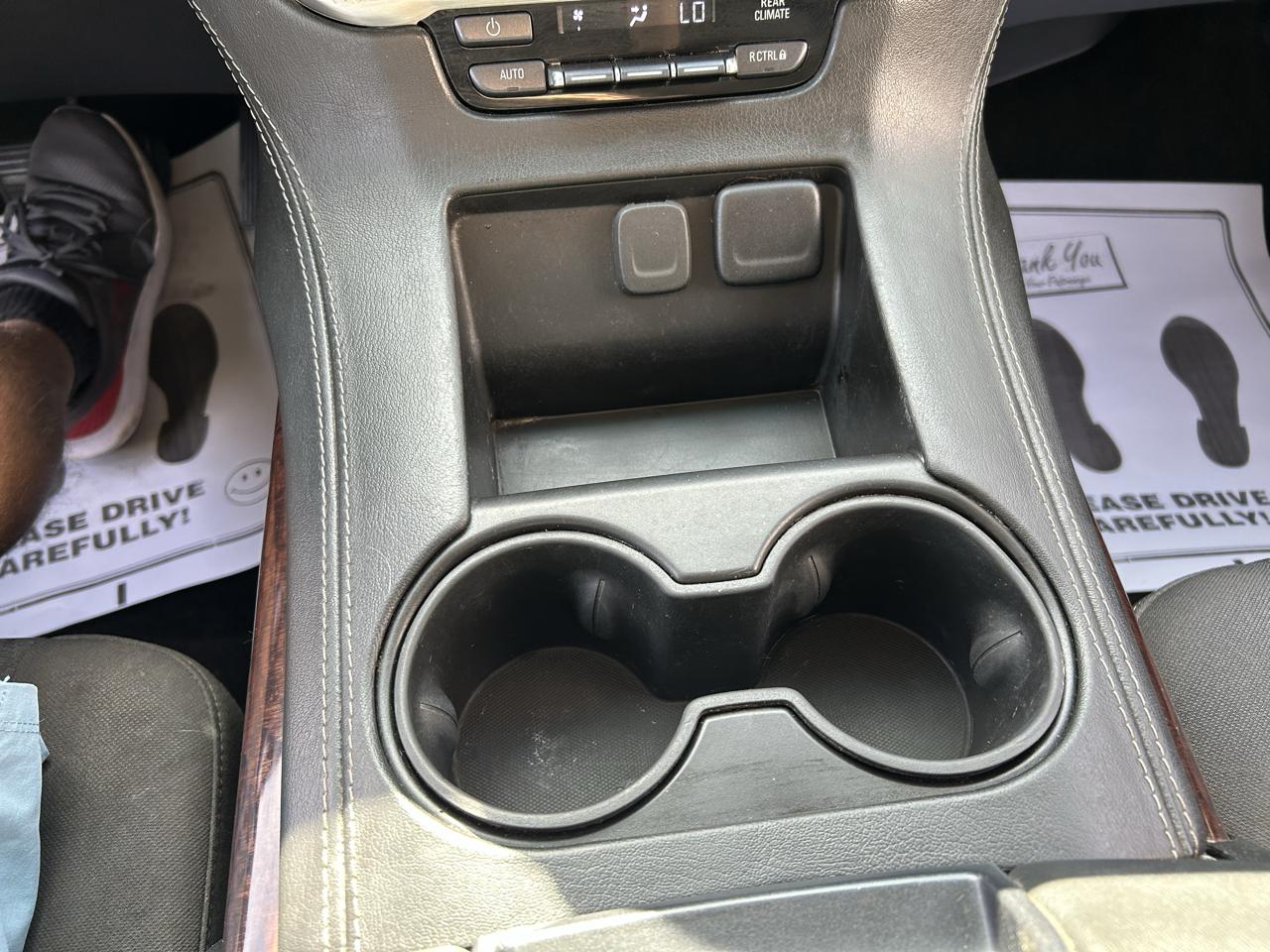 GMC Yukon 4WD 4dr SLE 2018