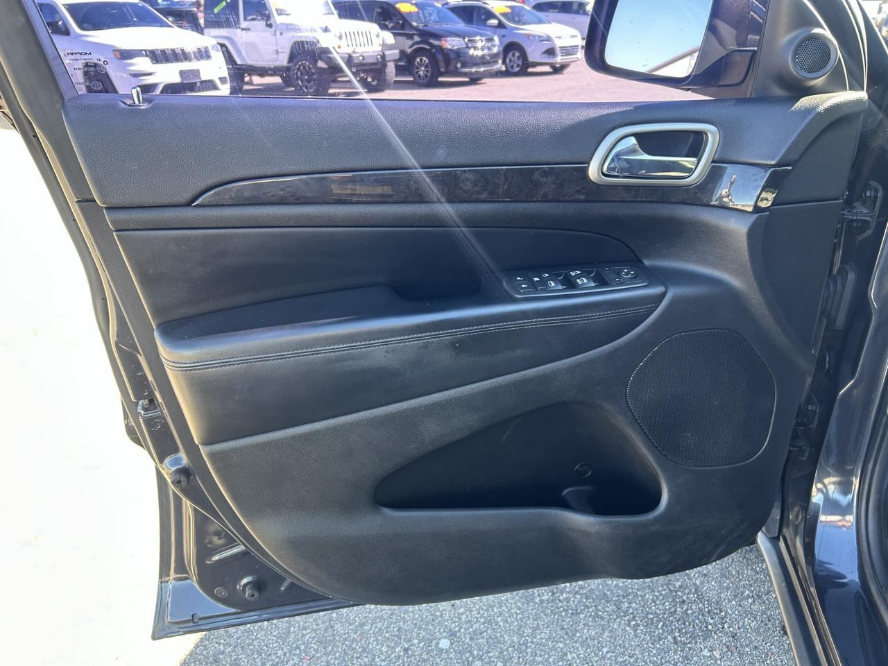 Jeep Grand Cherokee RWD 4dr Laredo 2013