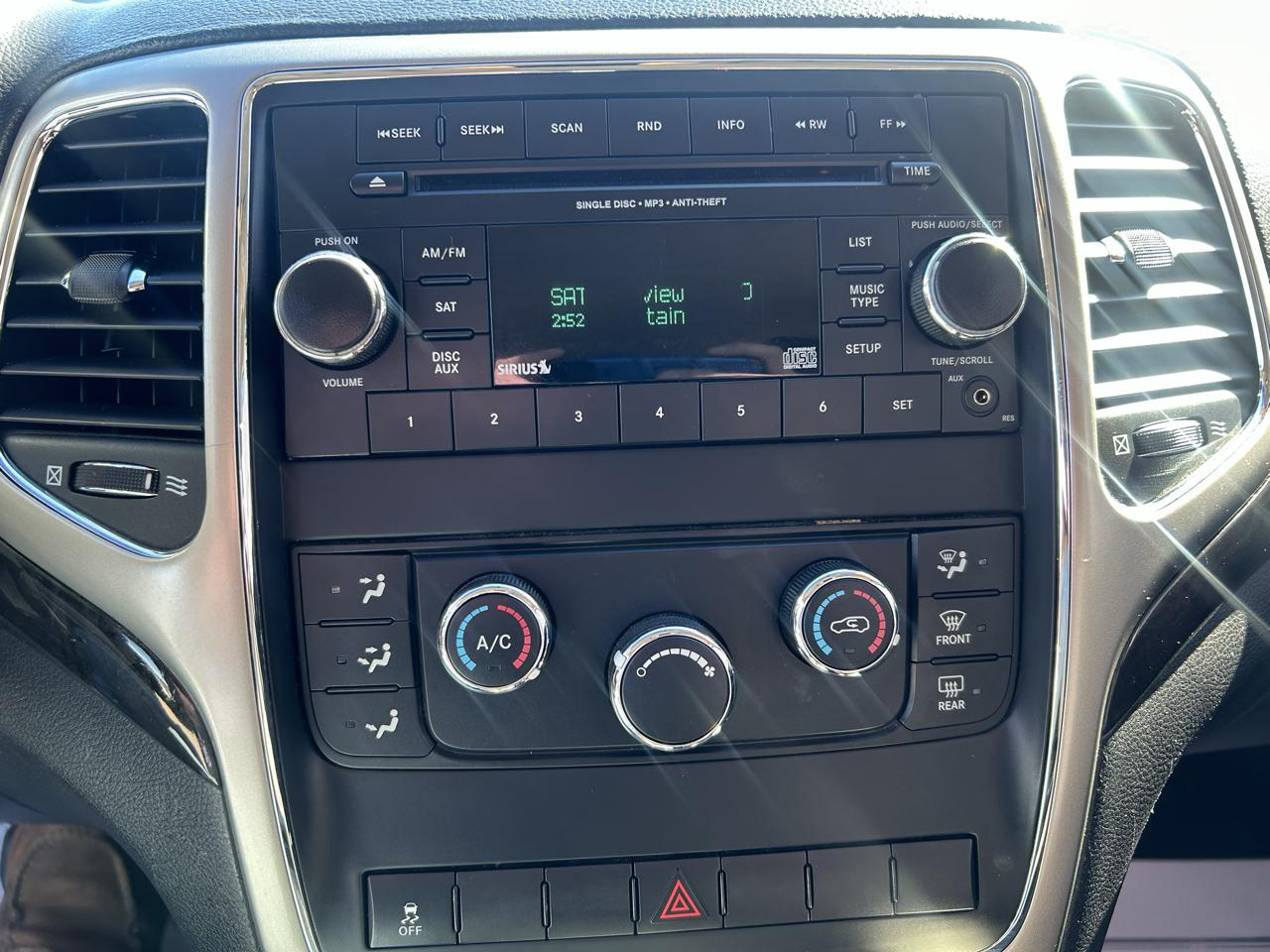 Jeep Grand Cherokee RWD 4dr Laredo 2013