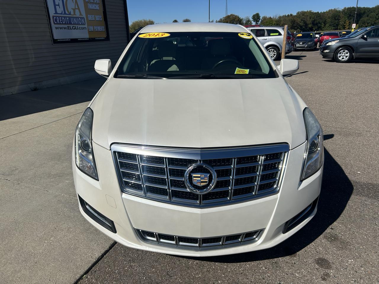 Cadillac XTS 4dr Sdn FWD 2013