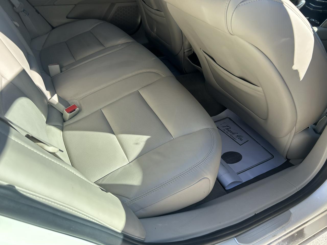 Cadillac XTS 4dr Sdn FWD 2013