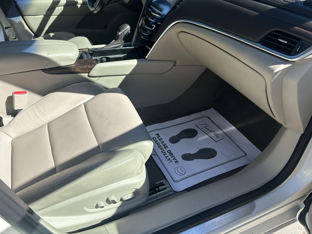 Cadillac XTS 4dr Sdn FWD 2013