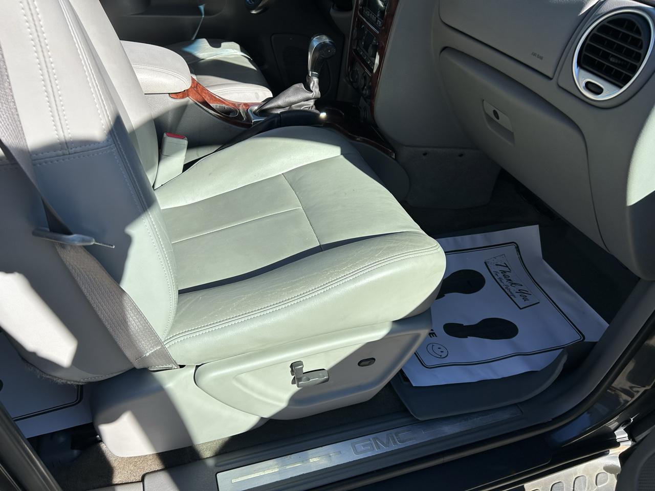 GMC Envoy 4WD 4dr SLT 2007