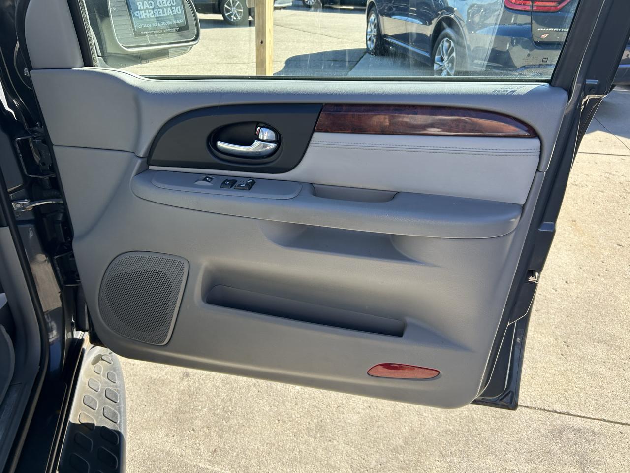 GMC Envoy 4WD 4dr SLT 2007