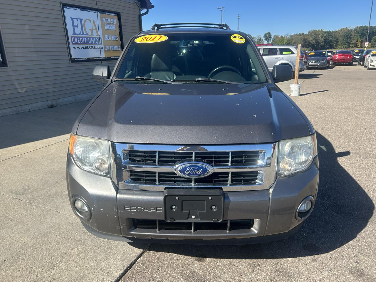 Ford Escape FWD 4dr XLT 2011