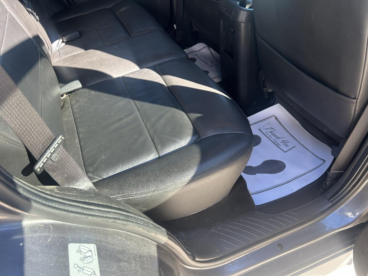 Ford Escape FWD 4dr XLT 2011