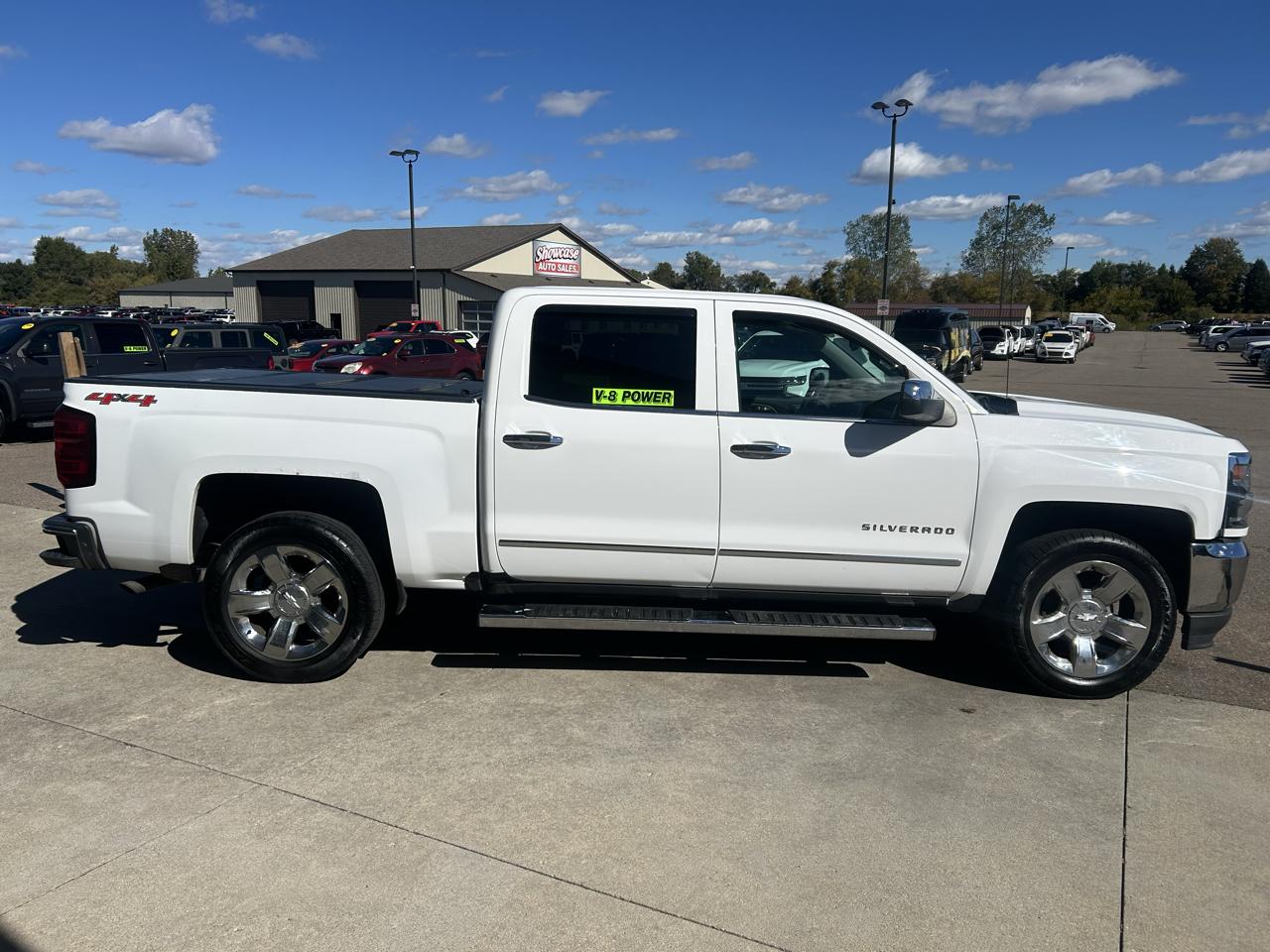 Chevrolet Silverado 1500 4WD Crew Cab 143.5" LTZ w/1LZ 2017