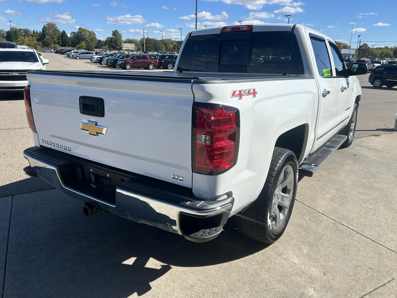 Chevrolet Silverado 1500 4WD Crew Cab 143.5" LTZ w/1LZ 2017