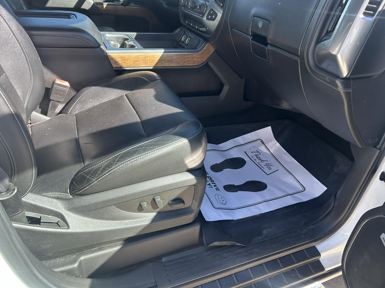Chevrolet Silverado 1500 4WD Crew Cab 143.5" LTZ w/1LZ 2017