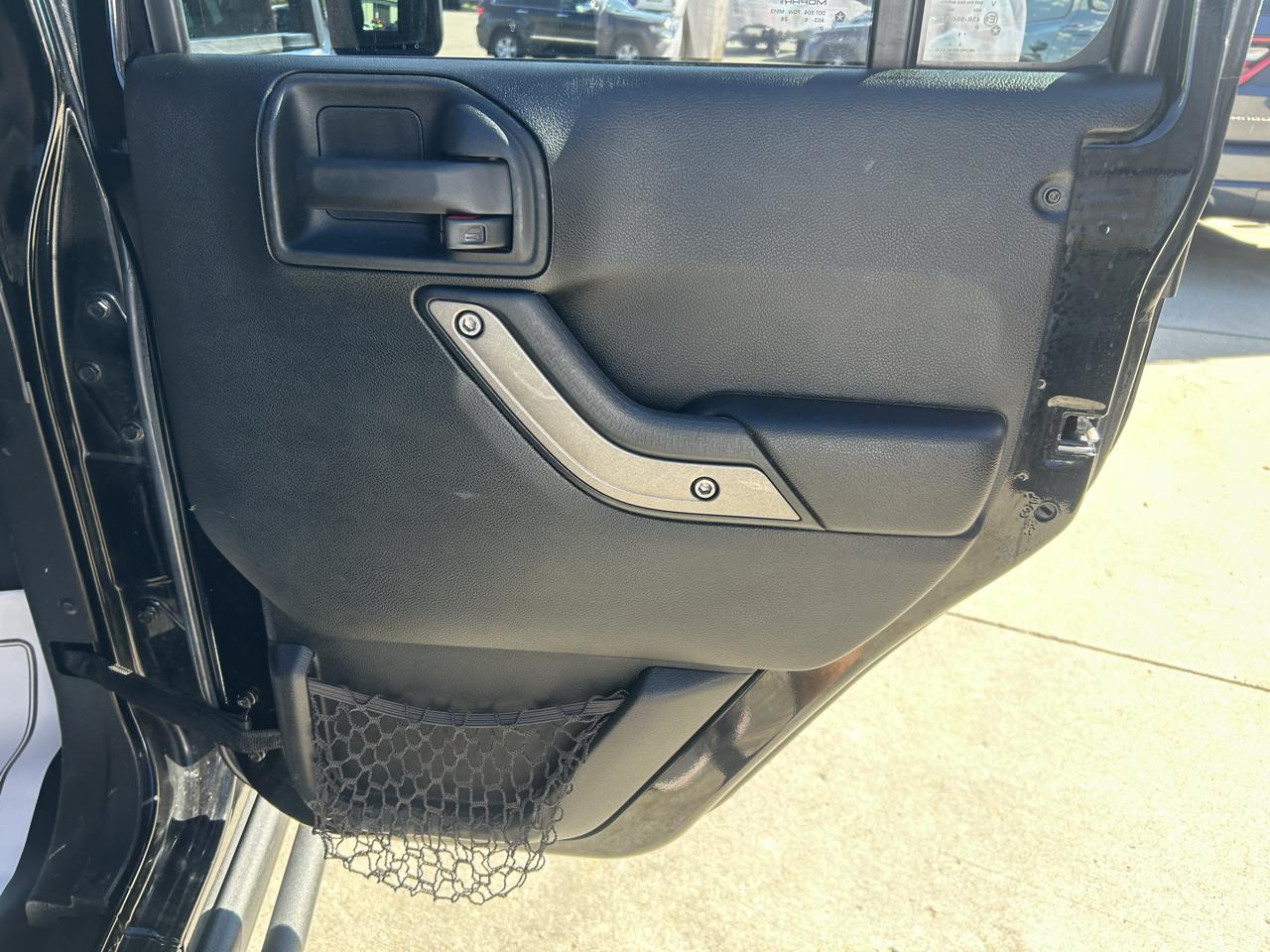 Jeep Wrangler Unlimited 4WD 4dr Sport 2016