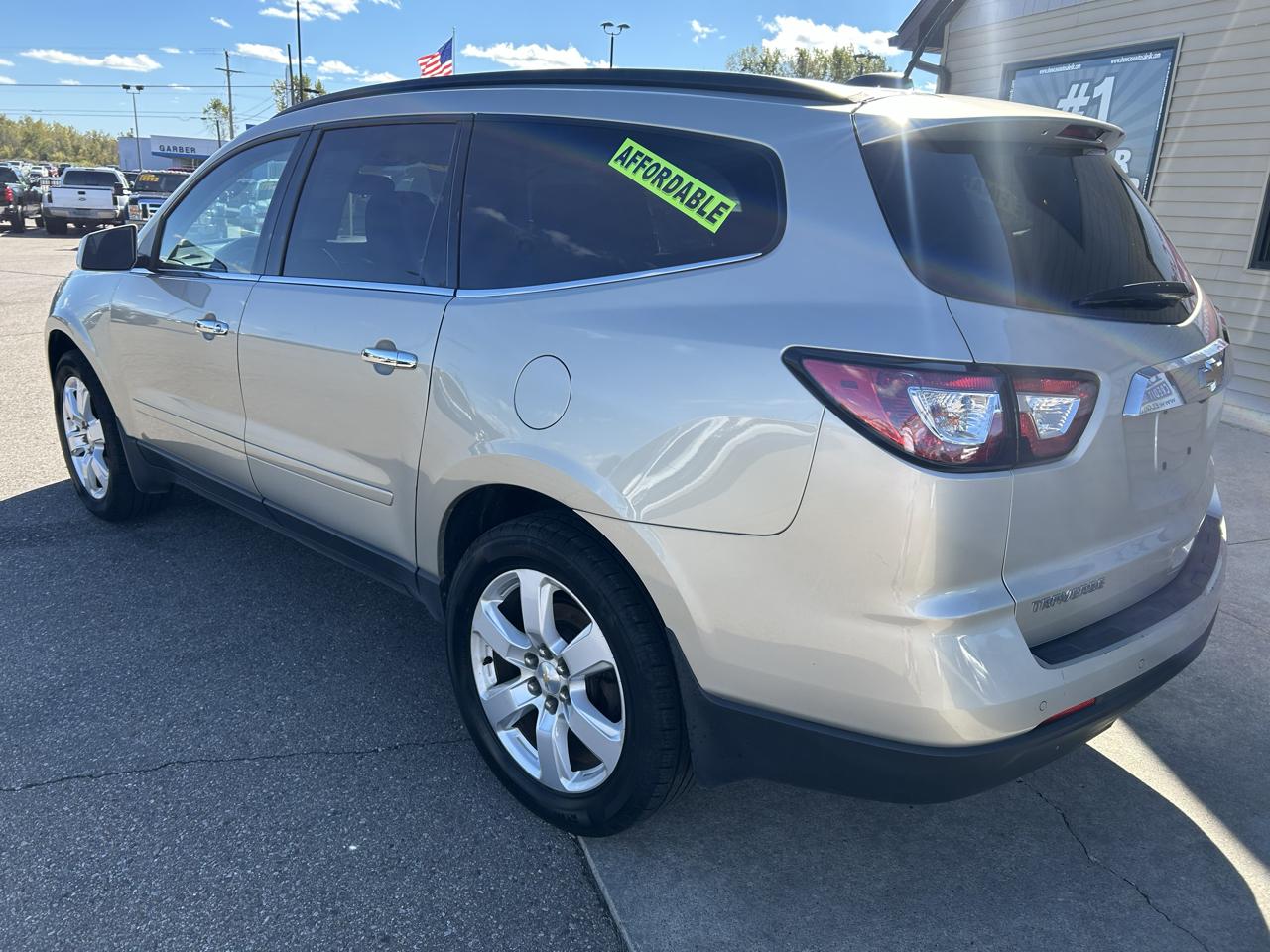 Chevrolet Traverse FWD 4dr LT w/1LT 2017