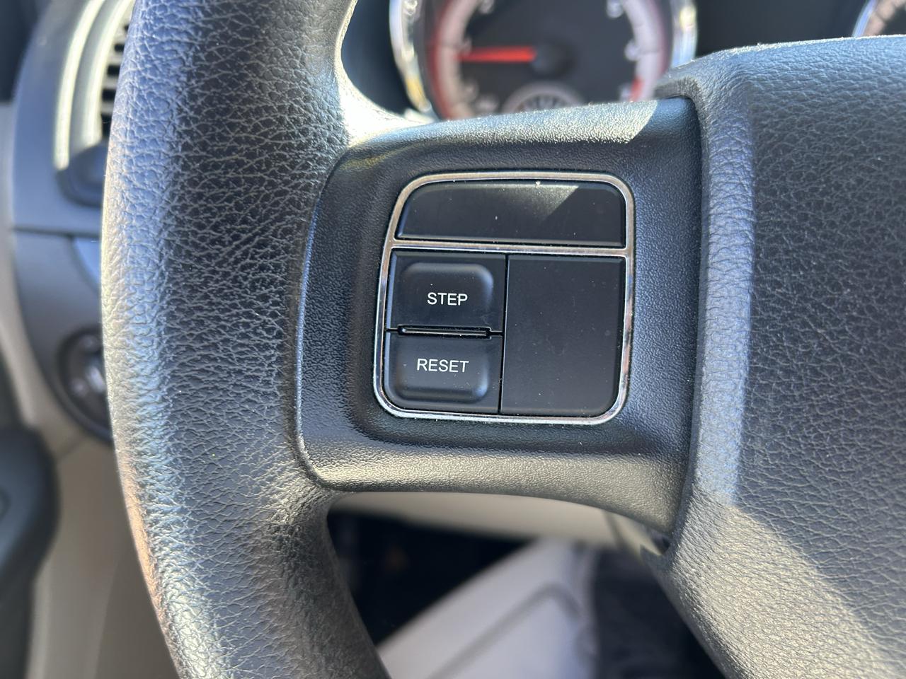 Dodge Grand Caravan 4dr Wgn SXT 2013