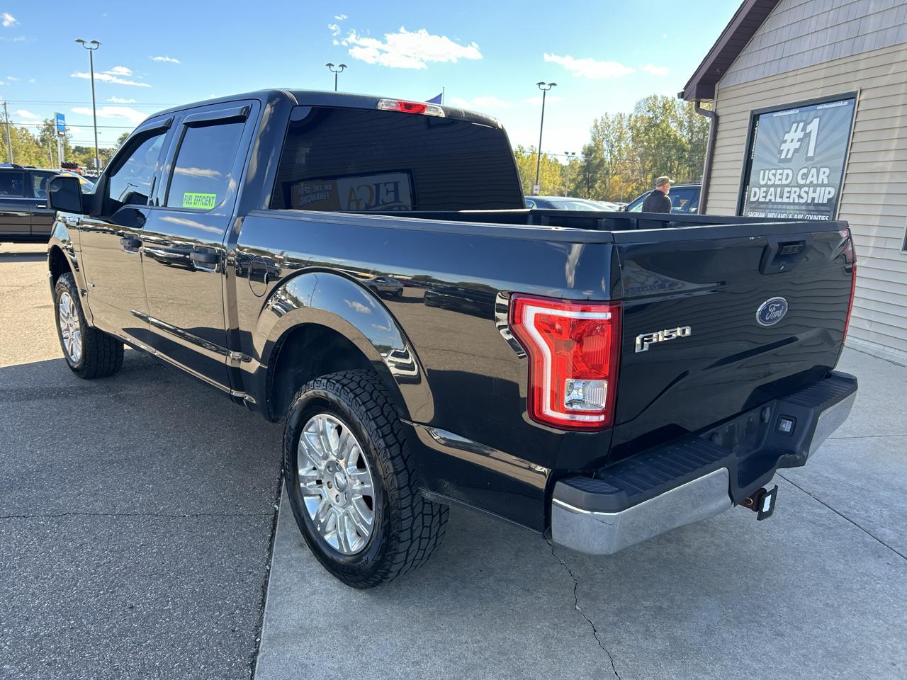 Ford F-150 4WD SuperCrew 145" XLT 2015