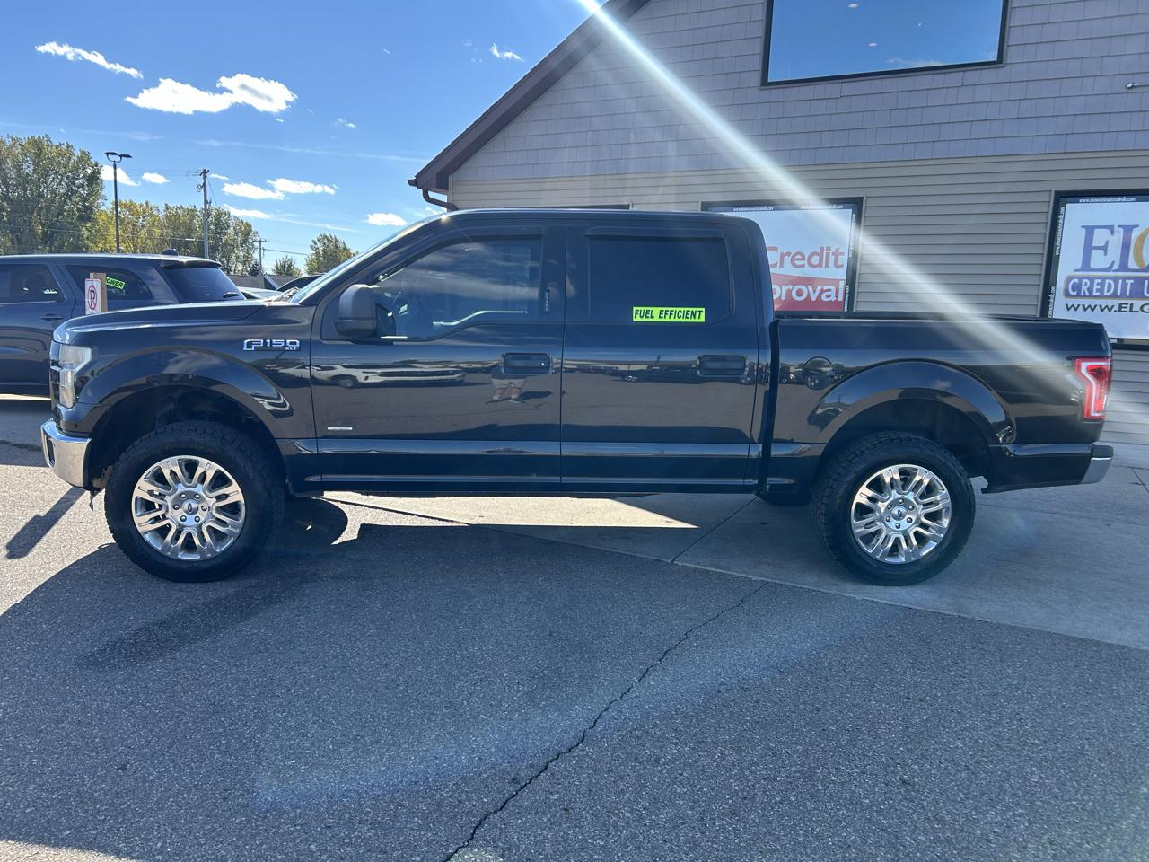 Ford F-150 4WD SuperCrew 145" XLT 2015
