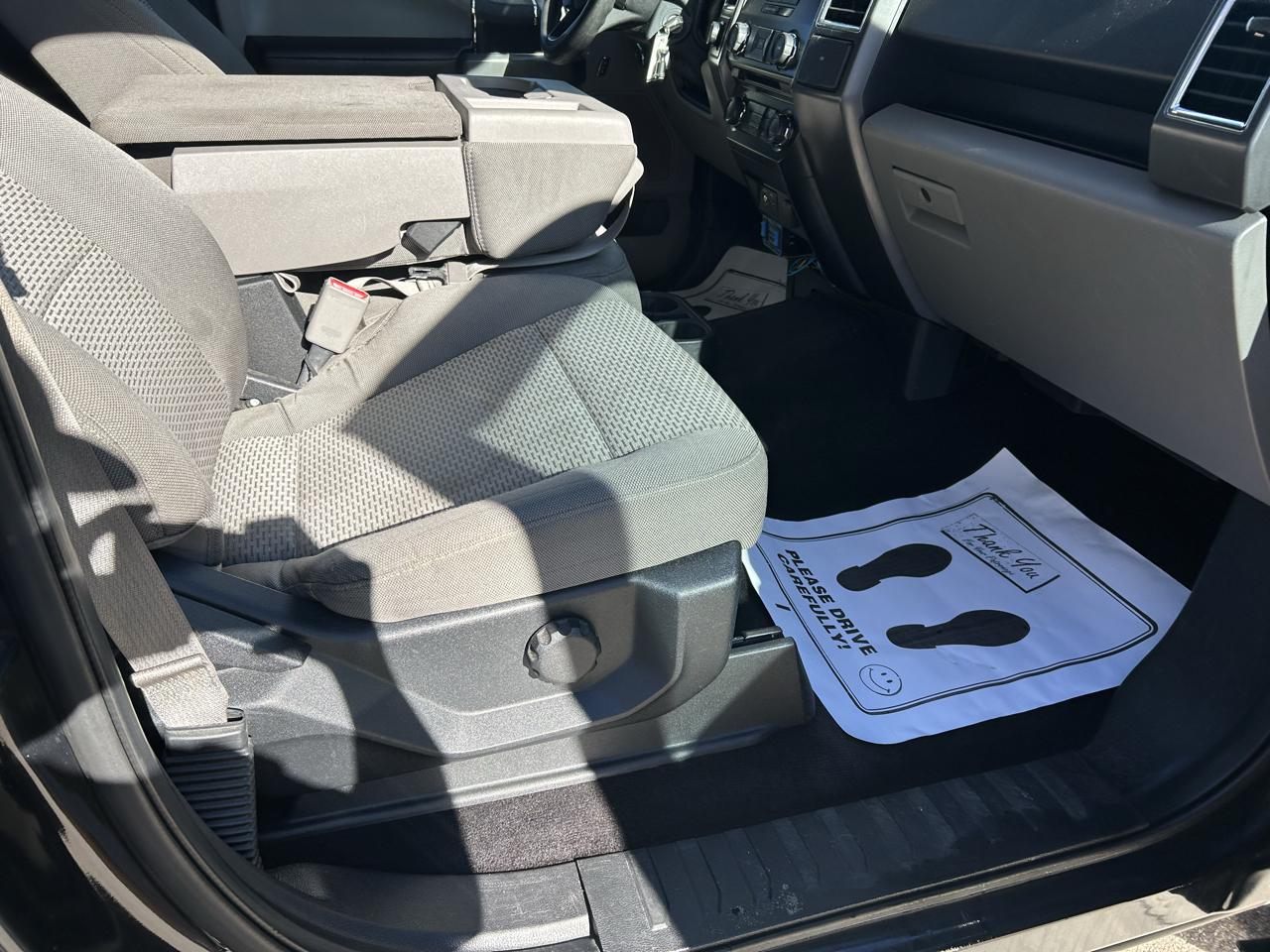 Ford F-150 4WD SuperCrew 145" XLT 2015