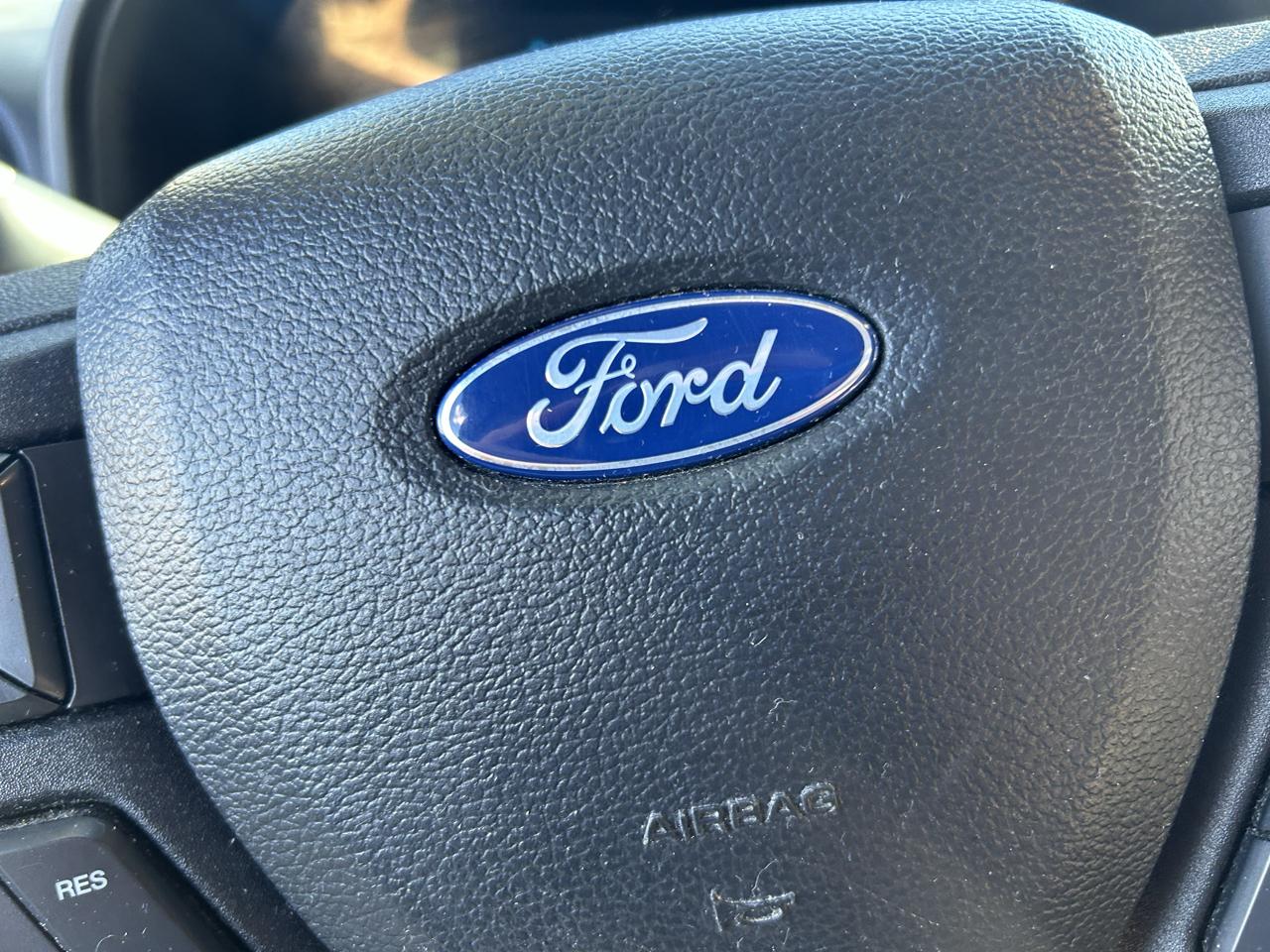 Ford F-150 4WD SuperCrew 145" XLT 2015