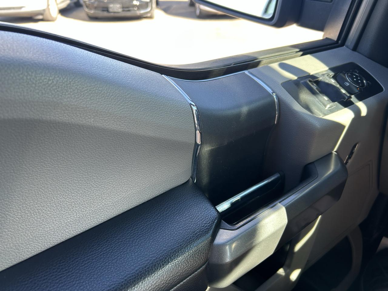 Ford F-150 4WD SuperCrew 145" XLT 2015