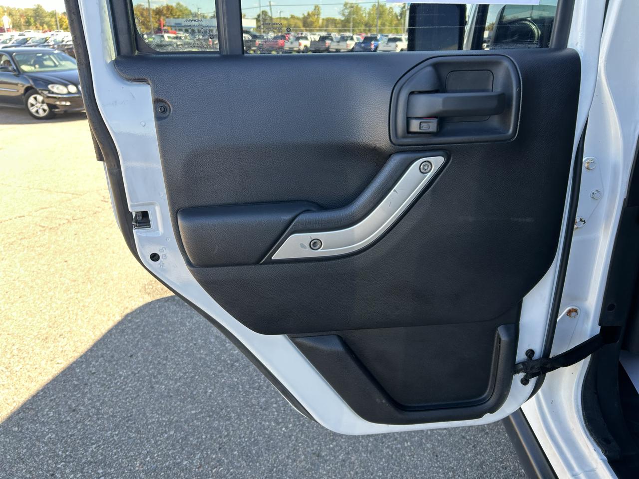 Jeep Wrangler Unlimited 4WD 4dr Rubicon 2016