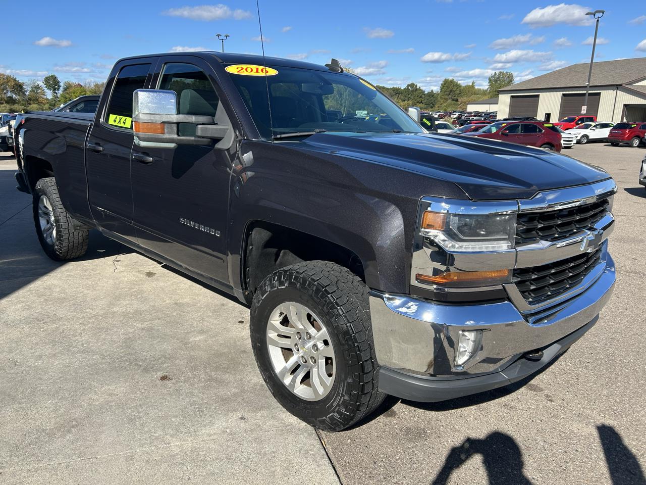 Chevrolet Silverado 1500 4WD Double Cab 143.5" LT w/1LT 2016