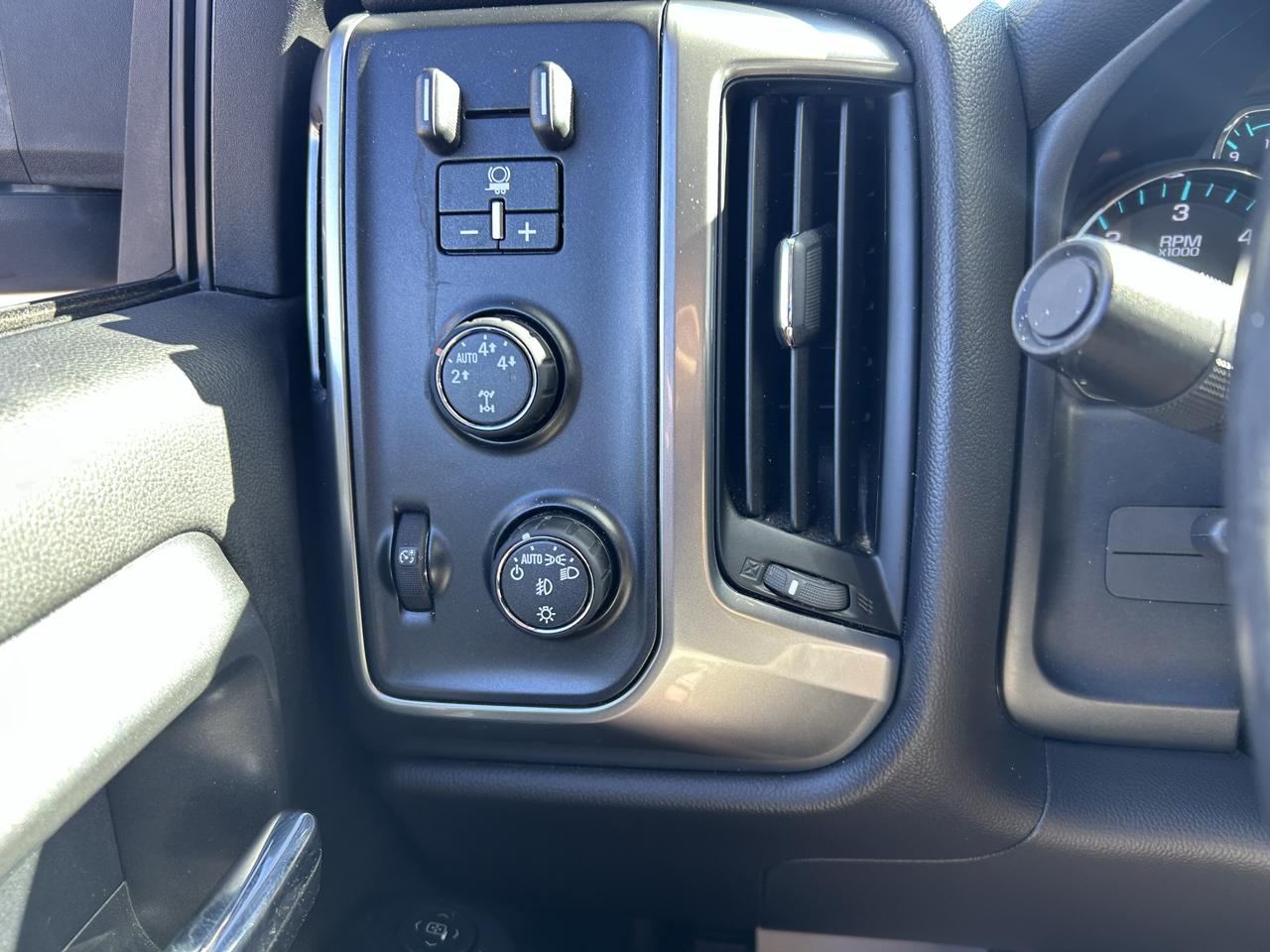 Chevrolet Silverado 1500 4WD Double Cab 143.5" LT w/1LT 2016