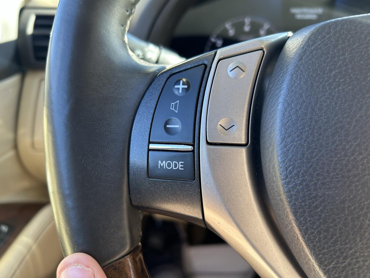 Lexus RX 350 AWD 4dr 2013