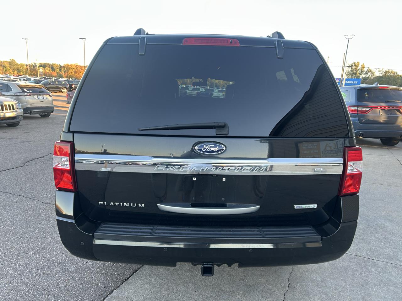 Ford Expedition EL 4WD 4dr Platinum 2015