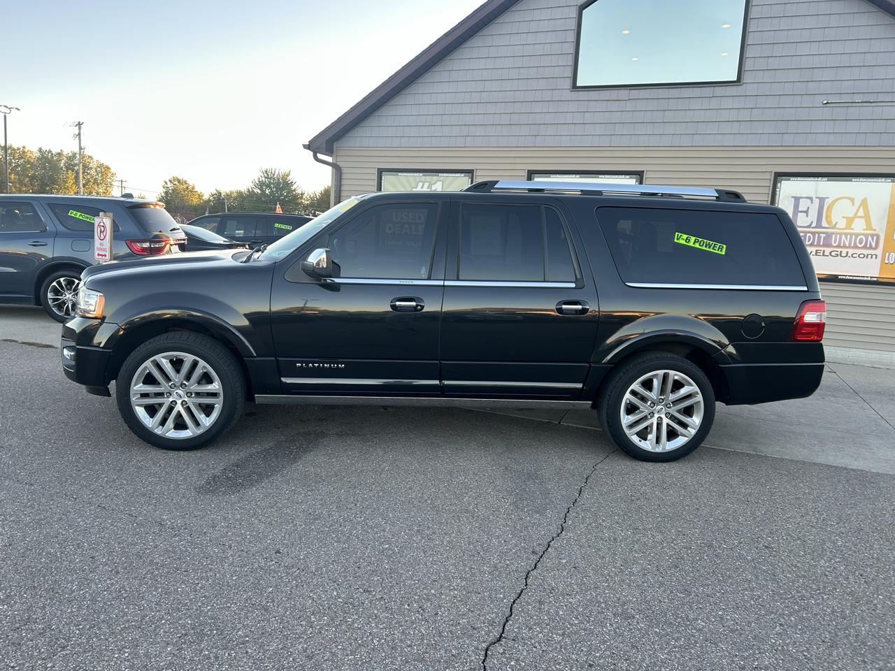 Ford Expedition EL 4WD 4dr Platinum 2015