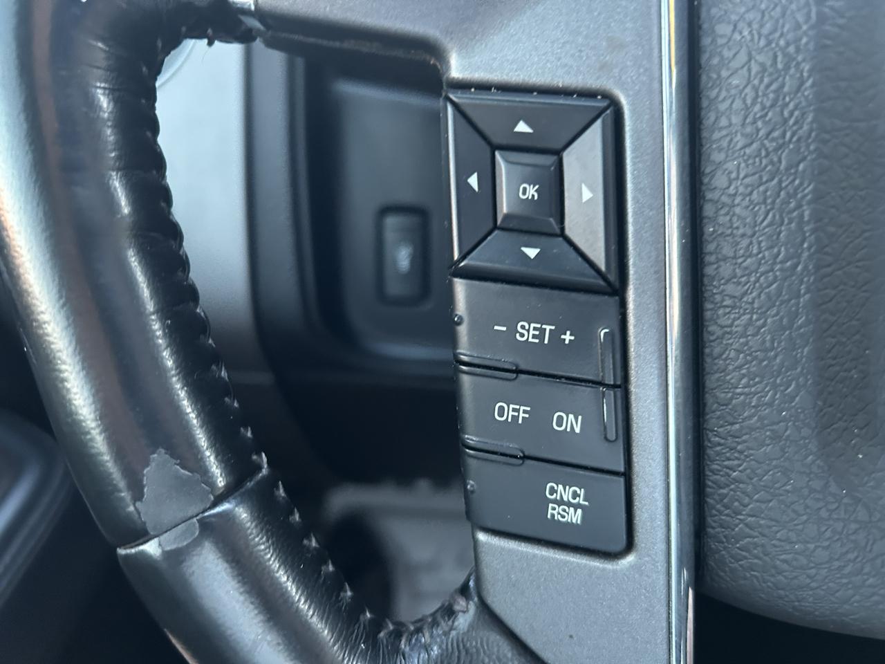 Ford Expedition EL 4WD 4dr Platinum 2015