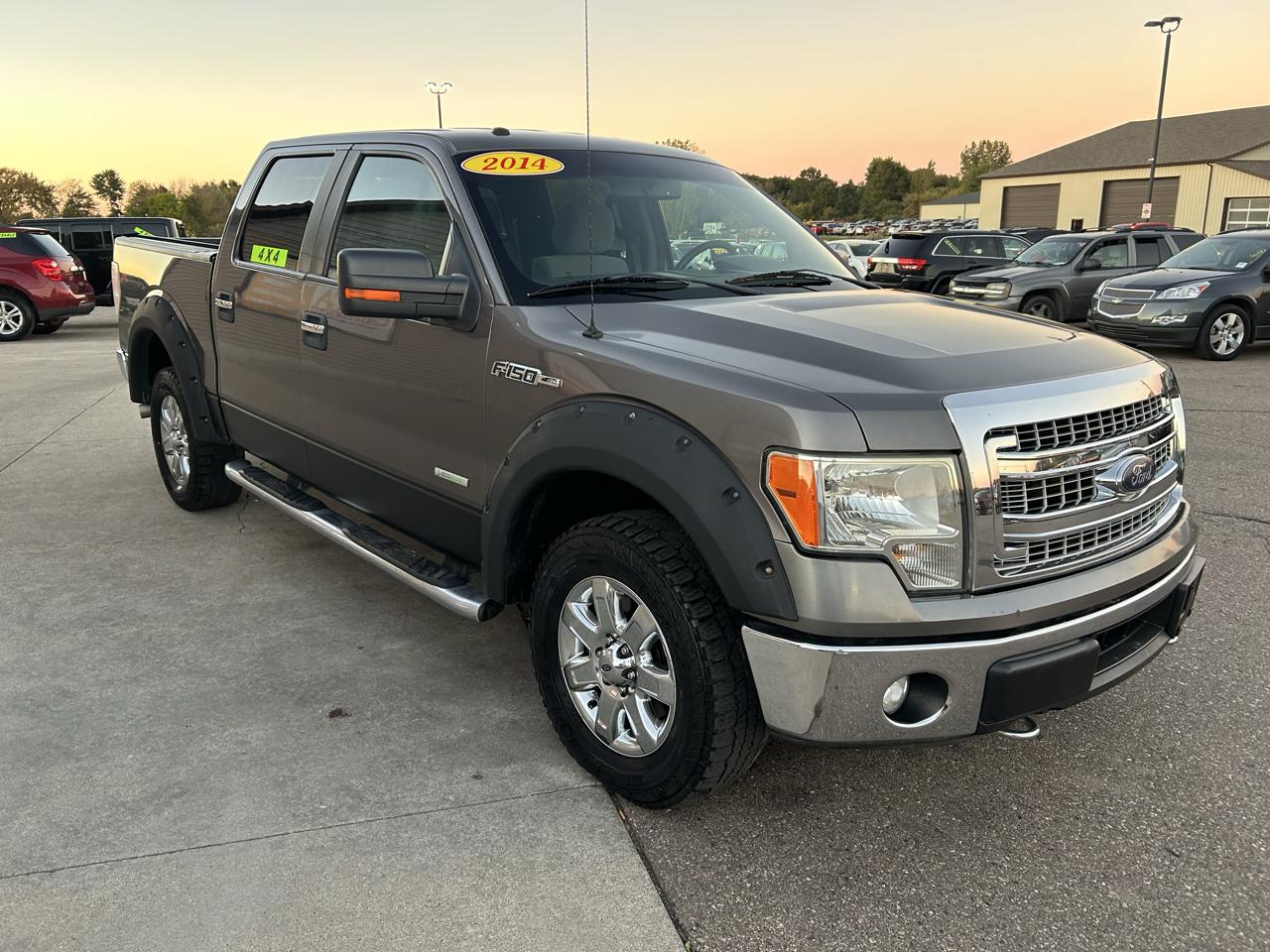 Ford F-150 4WD SuperCrew 145" XLT 2014