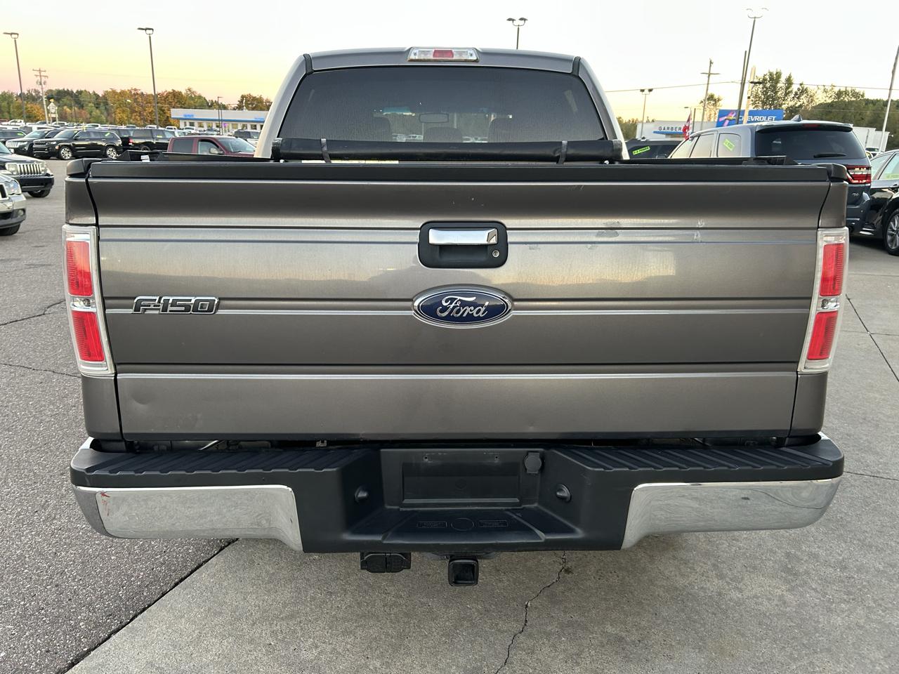 Ford F-150 4WD SuperCrew 145" XLT 2014