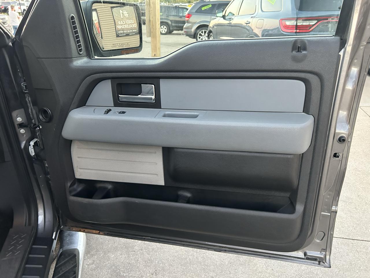 Ford F-150 4WD SuperCrew 145" XLT 2014