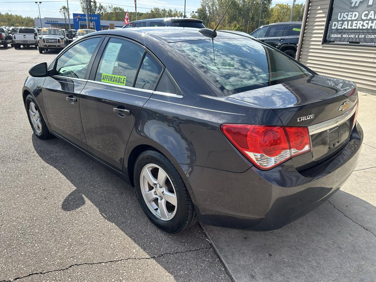 Chevrolet Cruze Limited 4dr Sdn Auto LT w/1LT 2016