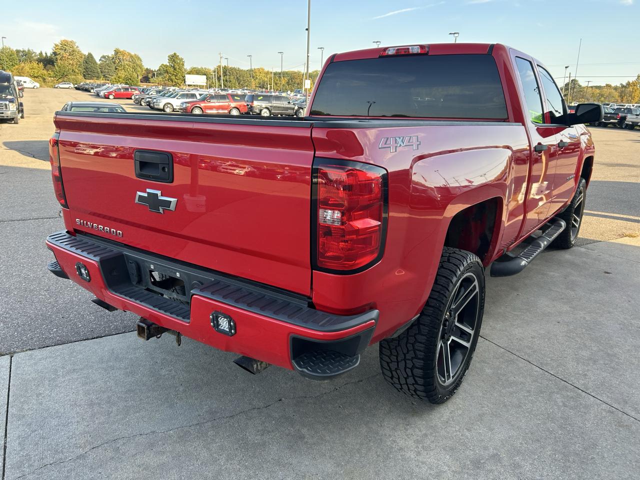 Chevrolet Silverado 1500 4WD Double Cab 143.5" Custom 2018