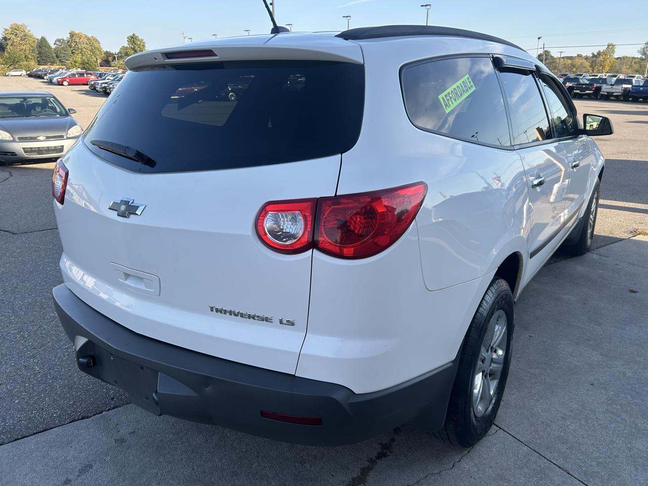 Chevrolet Traverse FWD 4dr LS 2012