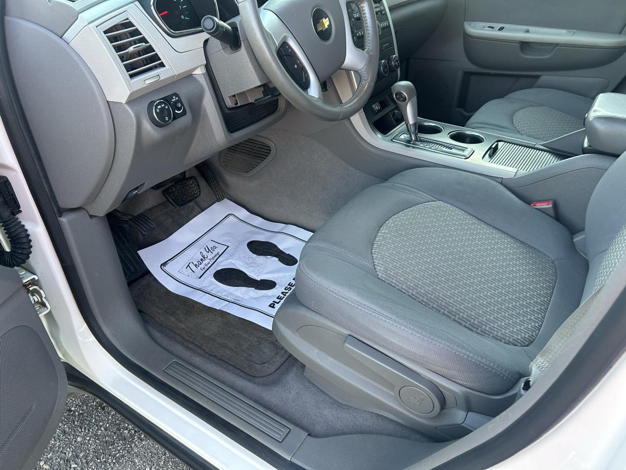 Chevrolet Traverse FWD 4dr LS 2012