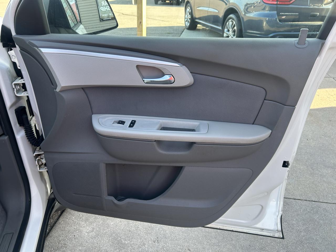 Chevrolet Traverse FWD 4dr LS 2012