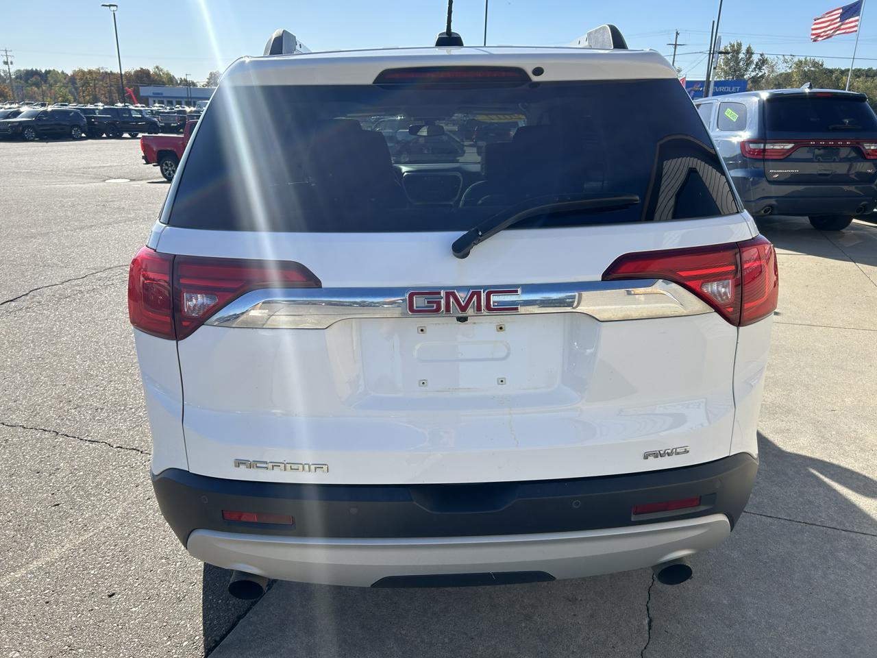 GMC Acadia AWD 4dr SLT w/SLT-1 2017