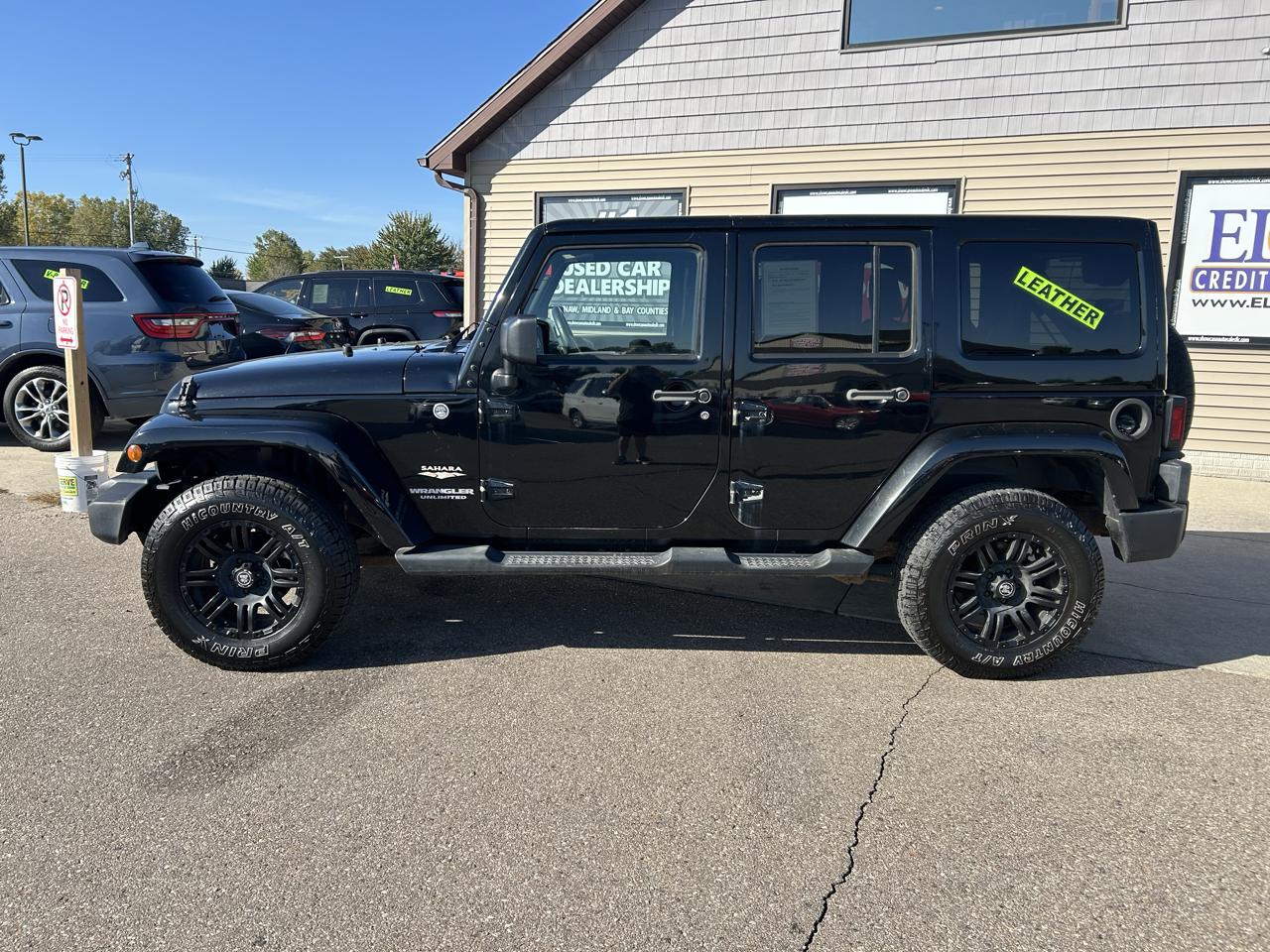 Jeep Wrangler Unlimited 4WD 4dr Sahara 2014