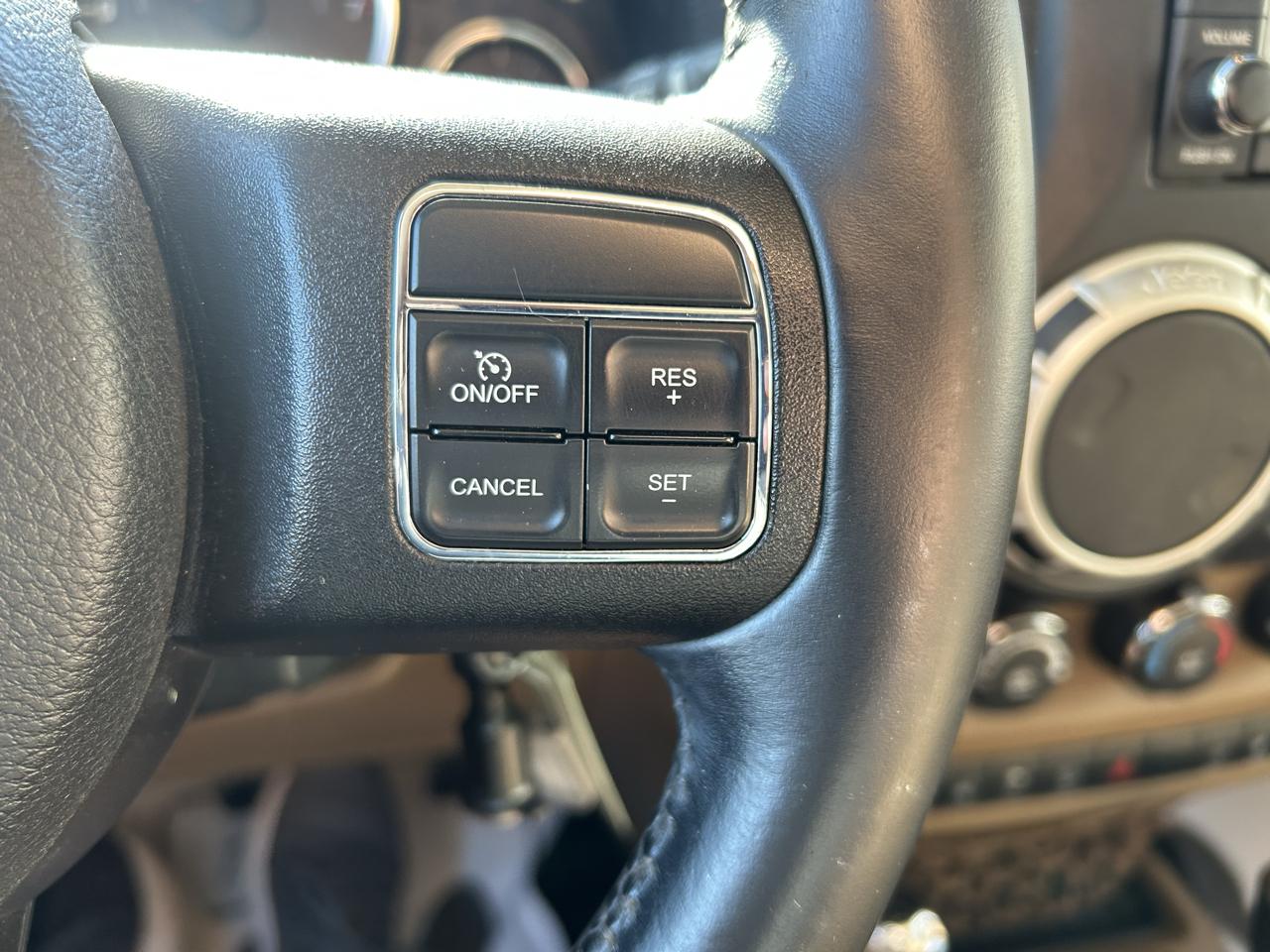 Jeep Wrangler Unlimited 4WD 4dr Sahara 2014