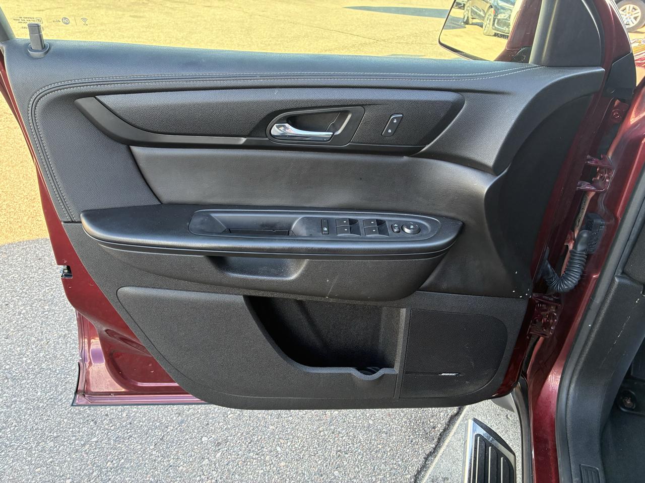 Chevrolet Traverse FWD 4dr LT w/2LT 2017